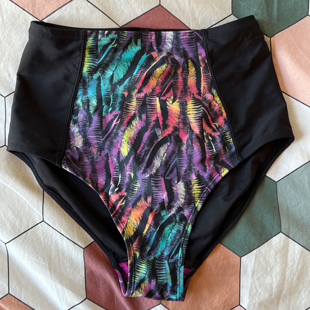 Panache high waisted feather print bikini- bottoms Women’s small, top 32d